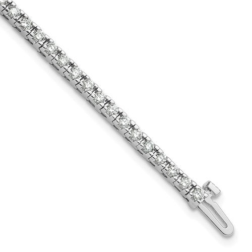 14k White Gold A Diamond Tennis Bracelet