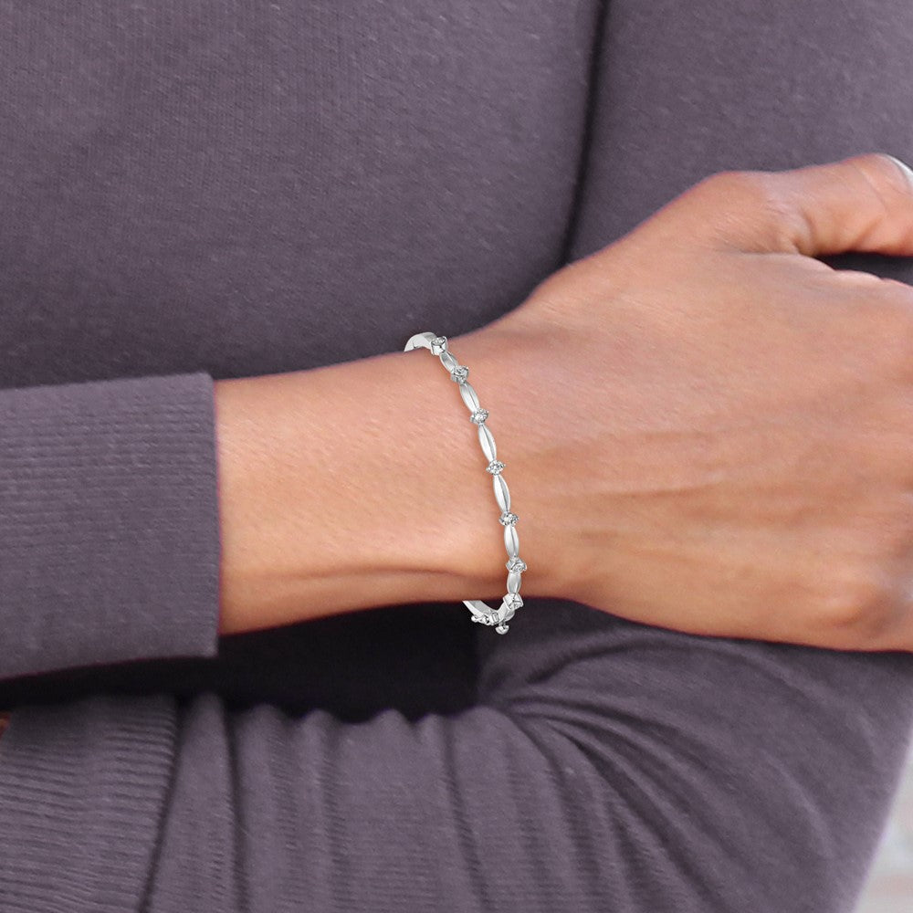 14k White Gold VS Diamond Hinged Bangle